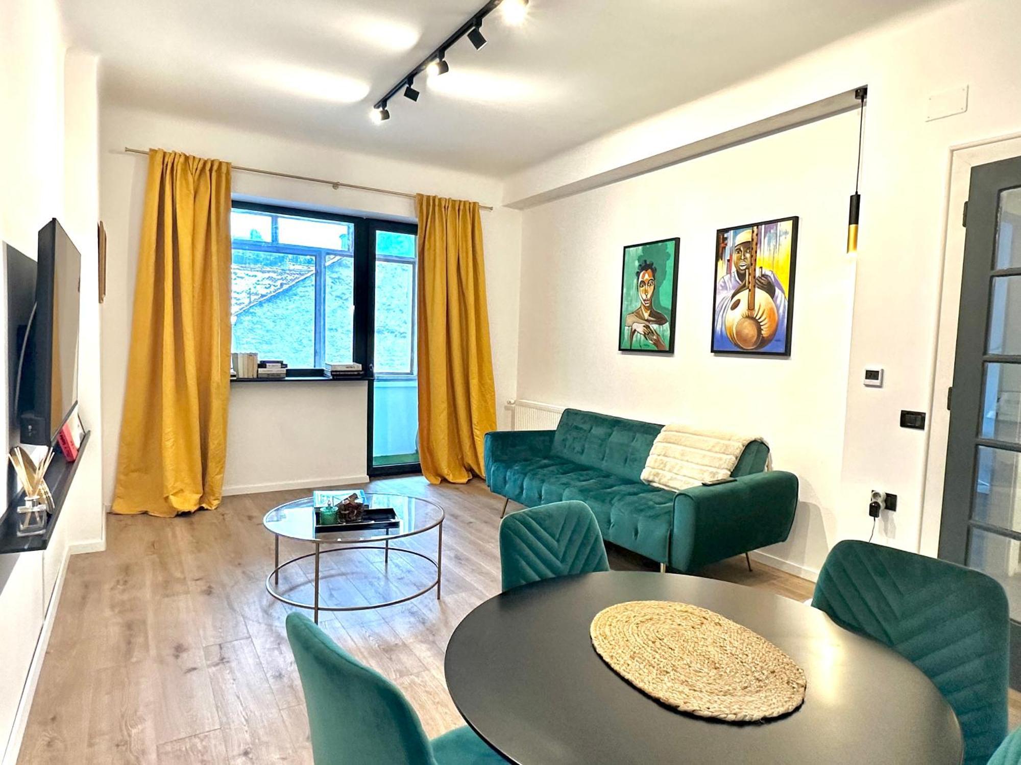 בראשוב Peaceful Condo For Romantic Getaways Near Black Church - 3Min Walk מראה חיצוני תמונה
